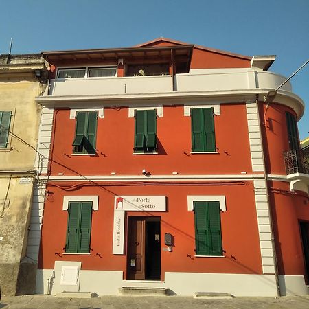 فيفيزانو Alla Porta Di Sotto B&B المظهر الخارجي الصورة