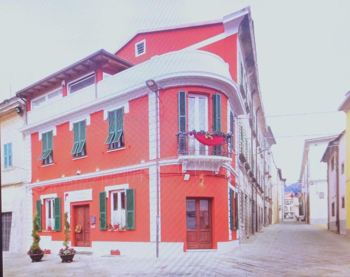 فيفيزانو Alla Porta Di Sotto B&B المظهر الخارجي الصورة