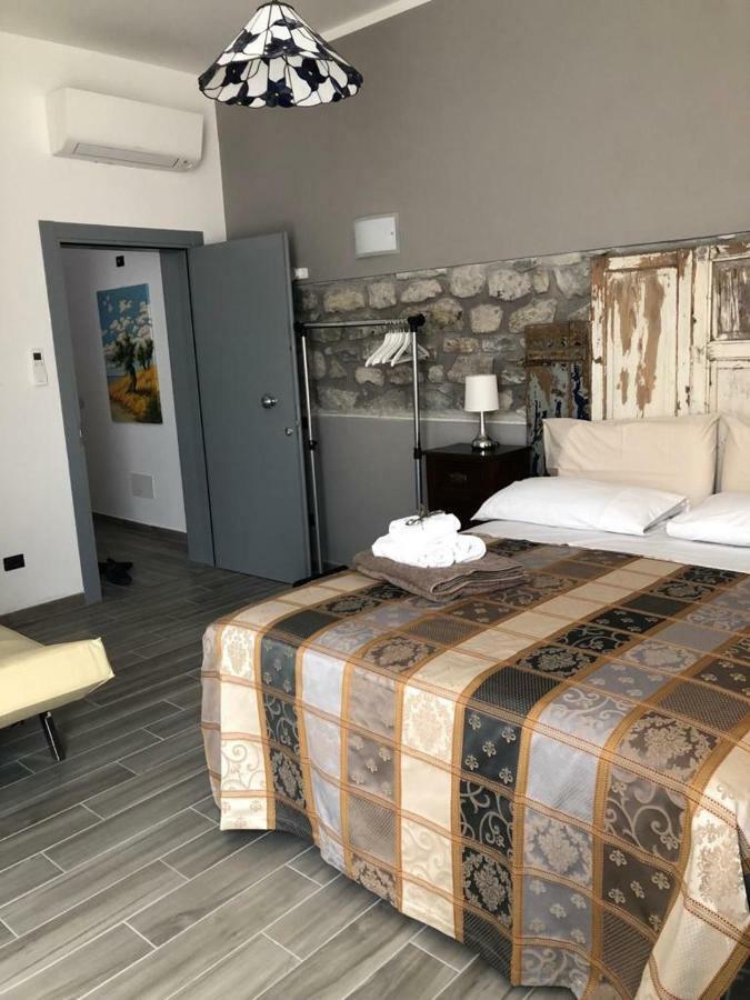 فيفيزانو Alla Porta Di Sotto B&B المظهر الخارجي الصورة